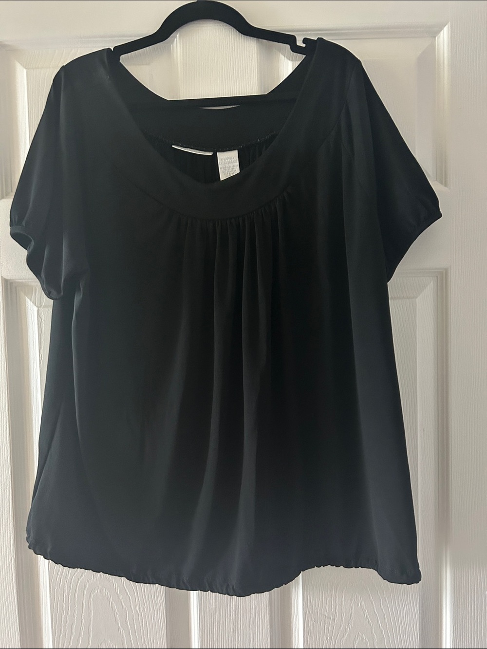 Worthington Black Short Sleeve Scoop Neck Blouse